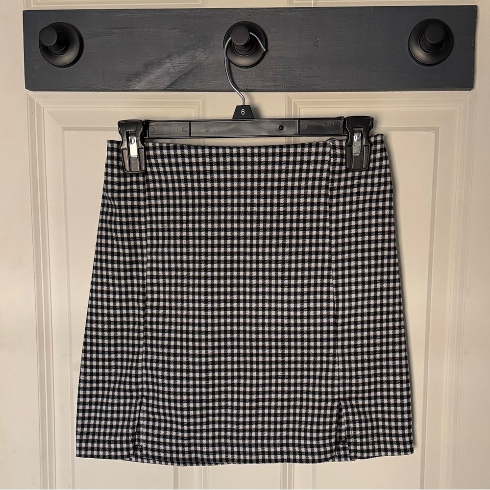 Eyeshadow Black and White Checkered Skirt